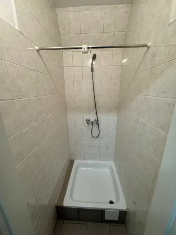 Pronájem skladu, Chýně, Družstevní, 600 m2