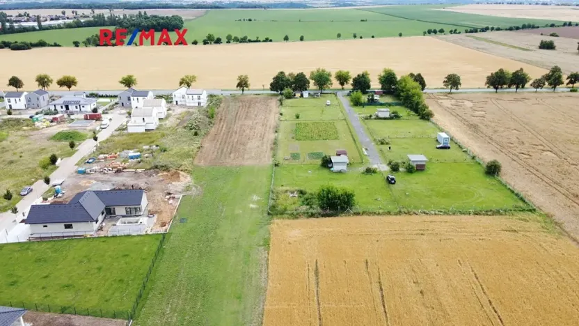 Prodej zahrady, Tursko, 820 m2