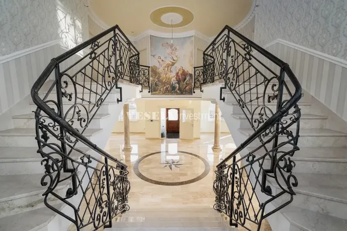 Prodej vily, Praha - Klánovice, 700 m2