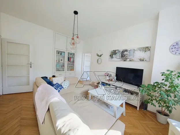 Prodej bytu 2+kk, Praha - Vršovice, Kišiněvská, 48 m2