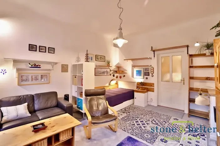 Pronájem bytu 1+1, Praha - Košíře, Mahenova, 49 m2