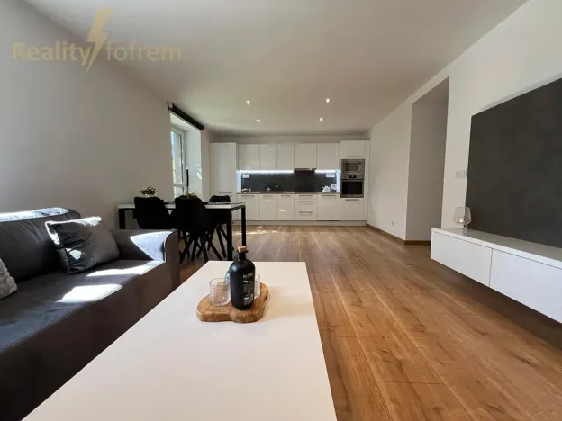 Pronájem bytu 2+kk, Ostrava, 62 m2