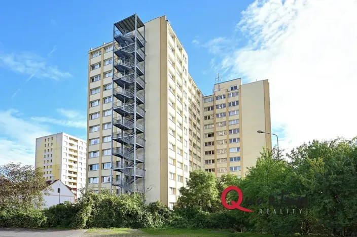 Pronájem bytu 1+kk, Praha - Střížkov, Děčínská, 32 m2