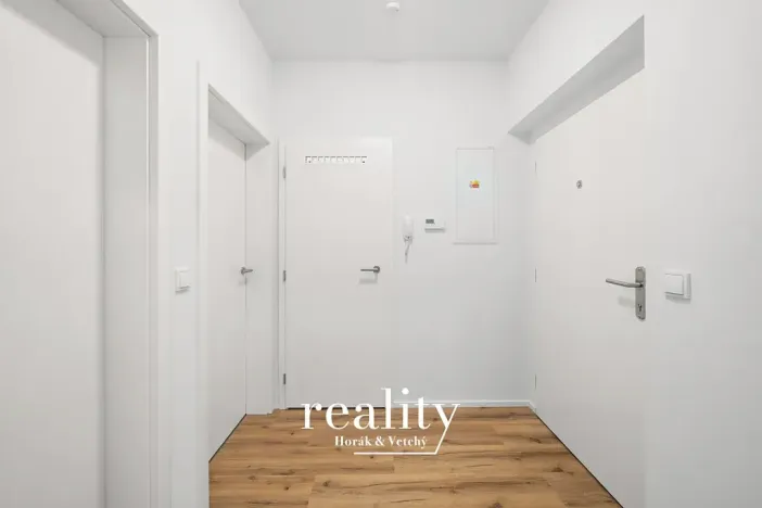 Pronájem bytu 2+kk, Znojmo, Jarošova, 46 m2