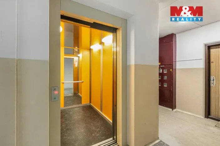 Prodej bytu 2+kk, Praha - Háje, Hekrova, 42 m2