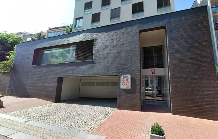 Pronájem skladu, Praha - Smíchov, Holečkova, 4 m2