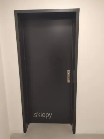 Pronájem skladu, Praha - Smíchov, Holečkova, 4 m2