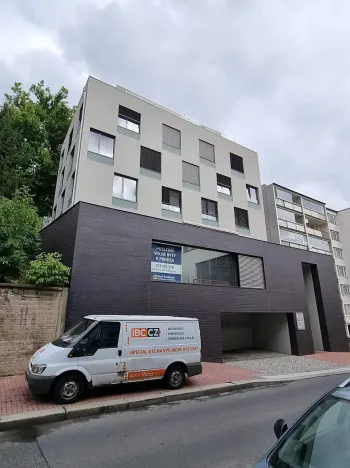 Pronájem skladu, Praha - Smíchov, Holečkova, 4 m2