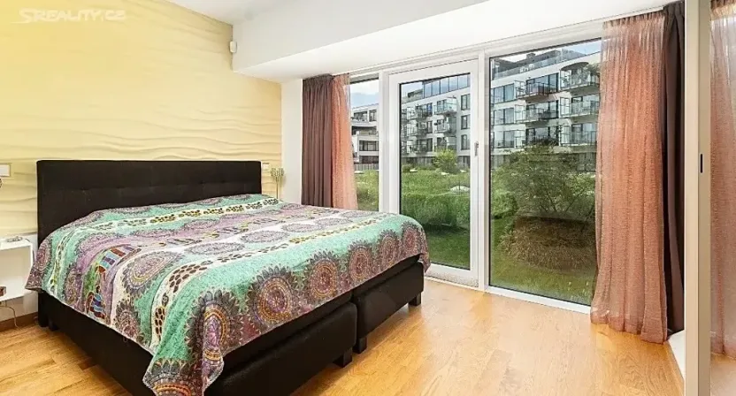 Prodej bytu 3+kk, Praha - Smíchov, Holečkova, 182 m2