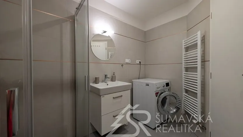 Prodej bytu 2+kk, Kašperské Hory, Lesní, 47 m2