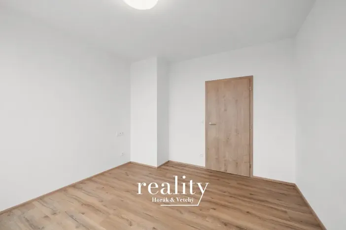 Pronájem bytu 2+kk, Znojmo, Jarošova, 44 m2