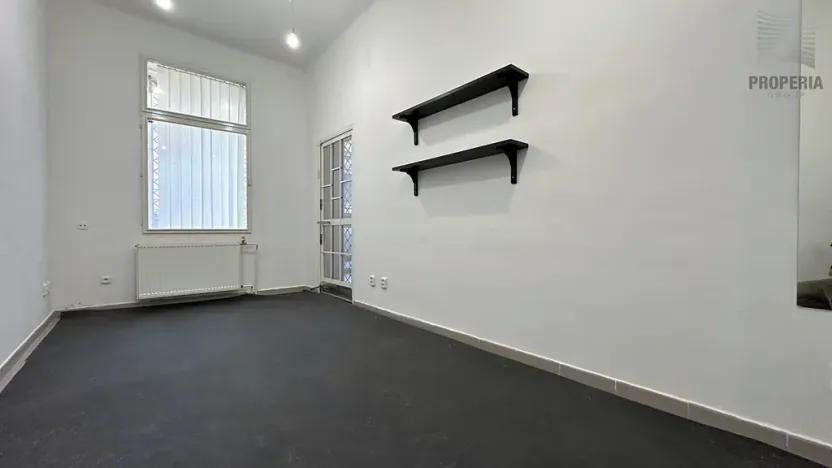 Pronájem skladu, Brno, Antonínská, 27 m2