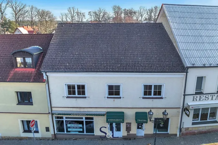 Prodej rodinného domu, Doksy, Komenského, 412 m2