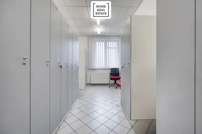 Pronájem kanceláře, Kolín, Rubešova, 634 m2