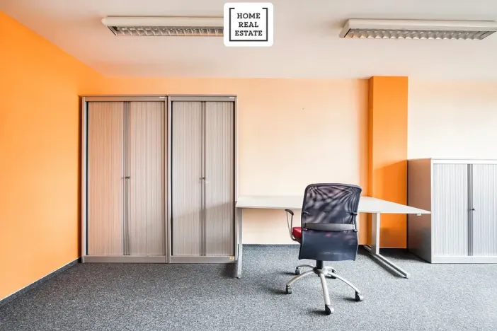 Pronájem kanceláře, Kolín, Rubešova, 256 m2