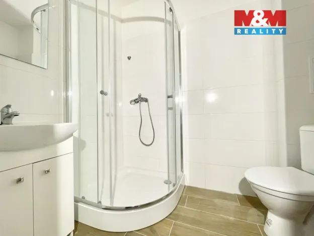 Pronájem bytu 1+1, Klášterec nad Ohří, Chomutovská, 33 m2