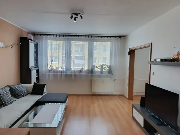 Prodej bytu 3+1, Uherský Brod, Sídl. Olšava, 70 m2