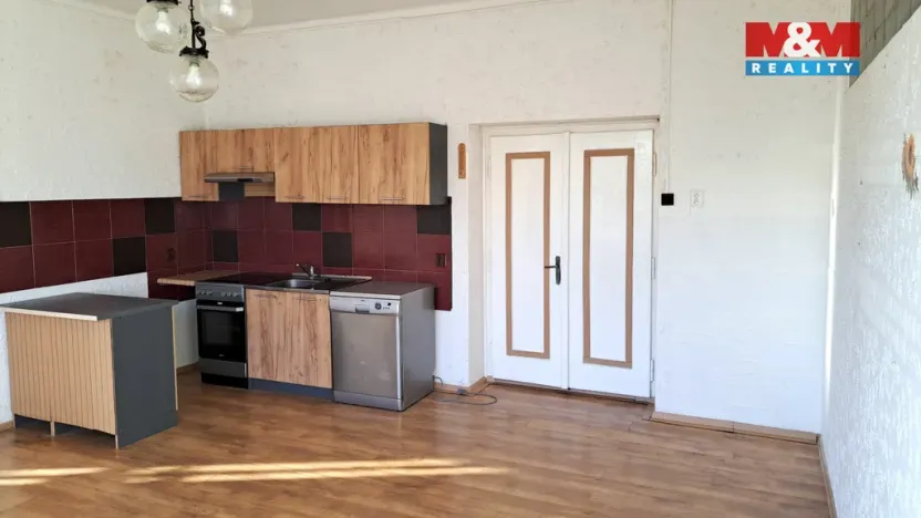 Pronájem bytu 3+kk, Hronov - Zbečník, 97 m2