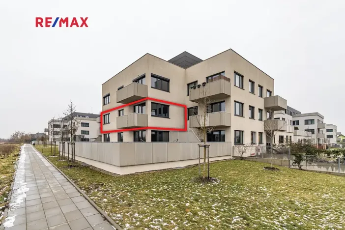 Pronájem bytu 2+kk, Horoměřice, Karla IV., 53 m2