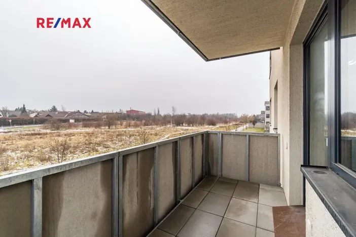 Pronájem bytu 2+kk, Horoměřice, Karla IV., 53 m2