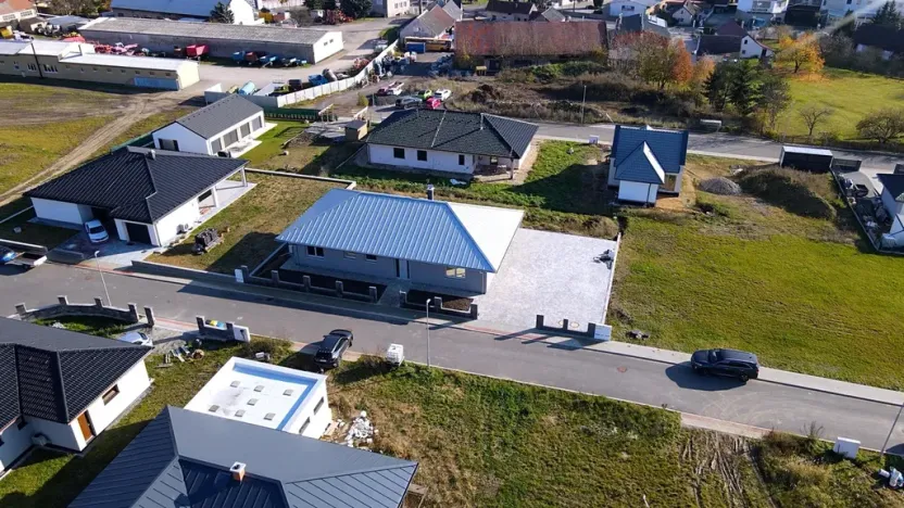 Prodej rodinného domu, Sukorady, 200 m2