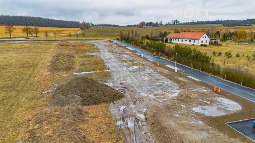 Prodej pozemku pro bydlení, Lipí, 927 m2