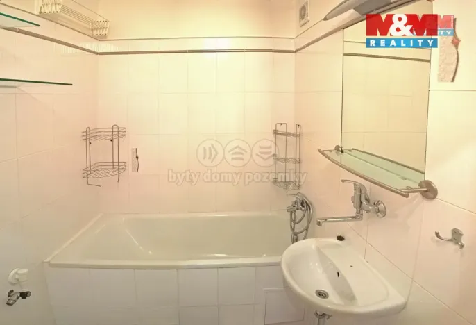 Pronájem bytu 2+1, Praha - Michle, V dolině, 49 m2