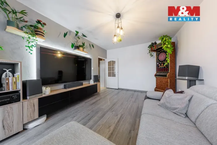 Prodej bytu 3+1, Loket, Mírová, 72 m2