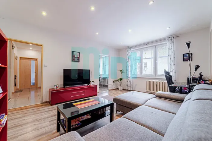 Prodej bytu 2+1, Ostrava, Panelová, 51 m2