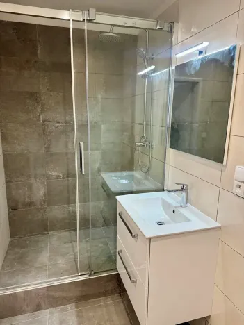 Prodej bytu 2+kk, Praha - Krč, Hurbanova, 41 m2