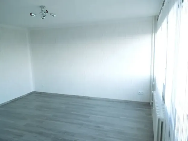 Pronájem bytu 1+kk, Hradec Králové, Severní, 28 m2