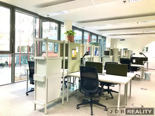 Pronájem kanceláře, Praha - Karlín, Karolinská, 60 m2