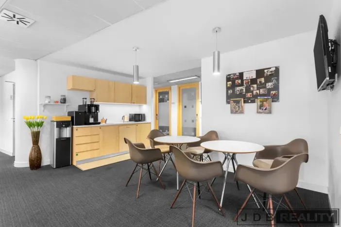 Pronájem kanceláře, Praha - Smíchov, Nádražní, 25 m2