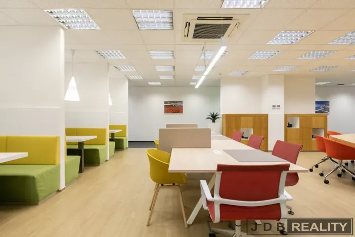 Pronájem kanceláře, Praha - Holešovice, Dělnická, 60 m2