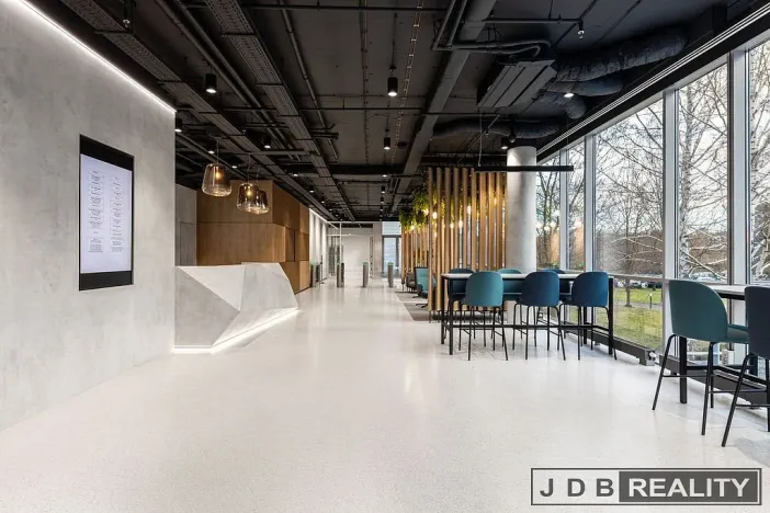 Pronájem kanceláře, Praha - Holešovice, Jankovcova, 470 m2