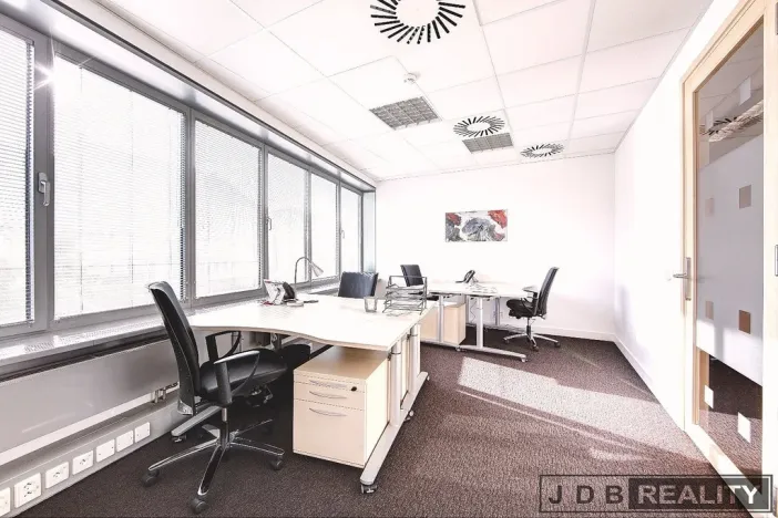 Pronájem kanceláře, Praha - Smíchov, Nádražní, 230 m2