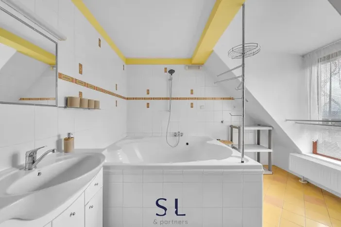 Prodej ubytování, Skorkov, 1229 m2