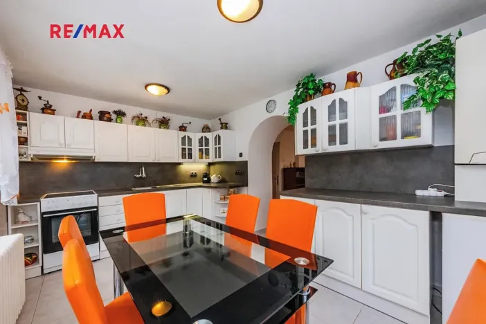 Prodej rodinného domu, Sazená, 93 m2