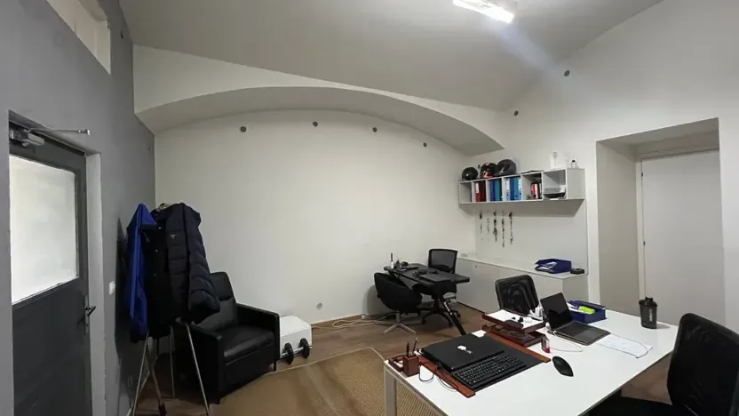 Pronájem obchodního prostoru, Praha - Vyšehrad, Neklanova, 60 m2