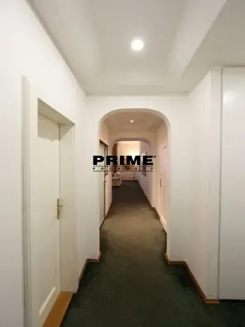 Pronájem bytu 3+1, Praha - Nové Město, Odborů, 87 m2