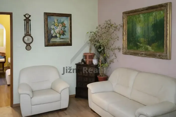 Prodej bytu 2+1, České Budějovice, Puklicova, 64 m2