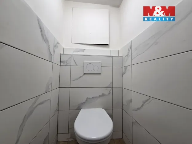 Pronájem bytu 3+kk, Praha - Karlín, Molákova, 56 m2