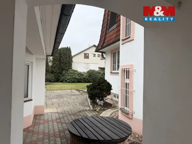 Pronájem rodinného domu, Průhonice, Kosatcová, 291 m2