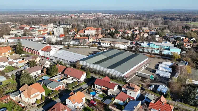 Pronájem skladu, Brandýs nad Labem-Stará Boleslav, U jízdárny, 7928 m2