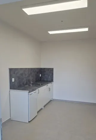 Pronájem kanceláře, Brno, Okružní, 24 m2