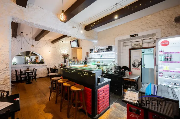 Pronájem restaurace, Praha - Bubeneč, Šmeralova, 114 m2