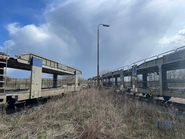 Prodej komerčního pozemku, Kolín, Starokolínská, 88839 m2