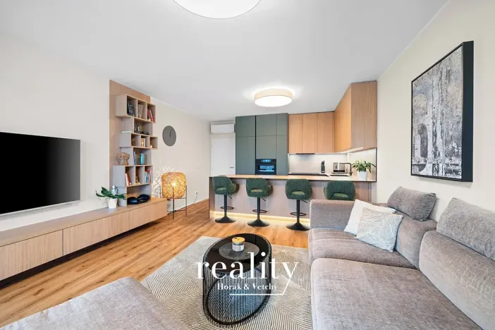 Prodej bytu 4+kk, Znojmo, Jarošova, 110 m2