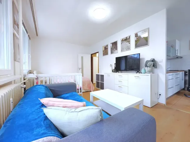 Prodej bytu 1+1, Čelákovice, Rumunská, 42 m2