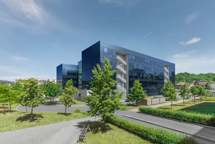 Pronájem kanceláře, Praha - Modřany, Mezi vodami, 250 m2